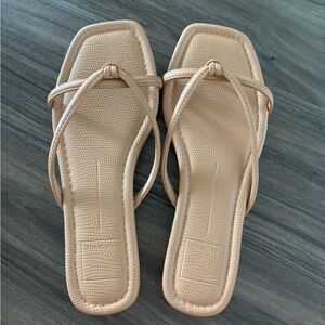 Dolce Vita Tan Sandals, 7.5-8